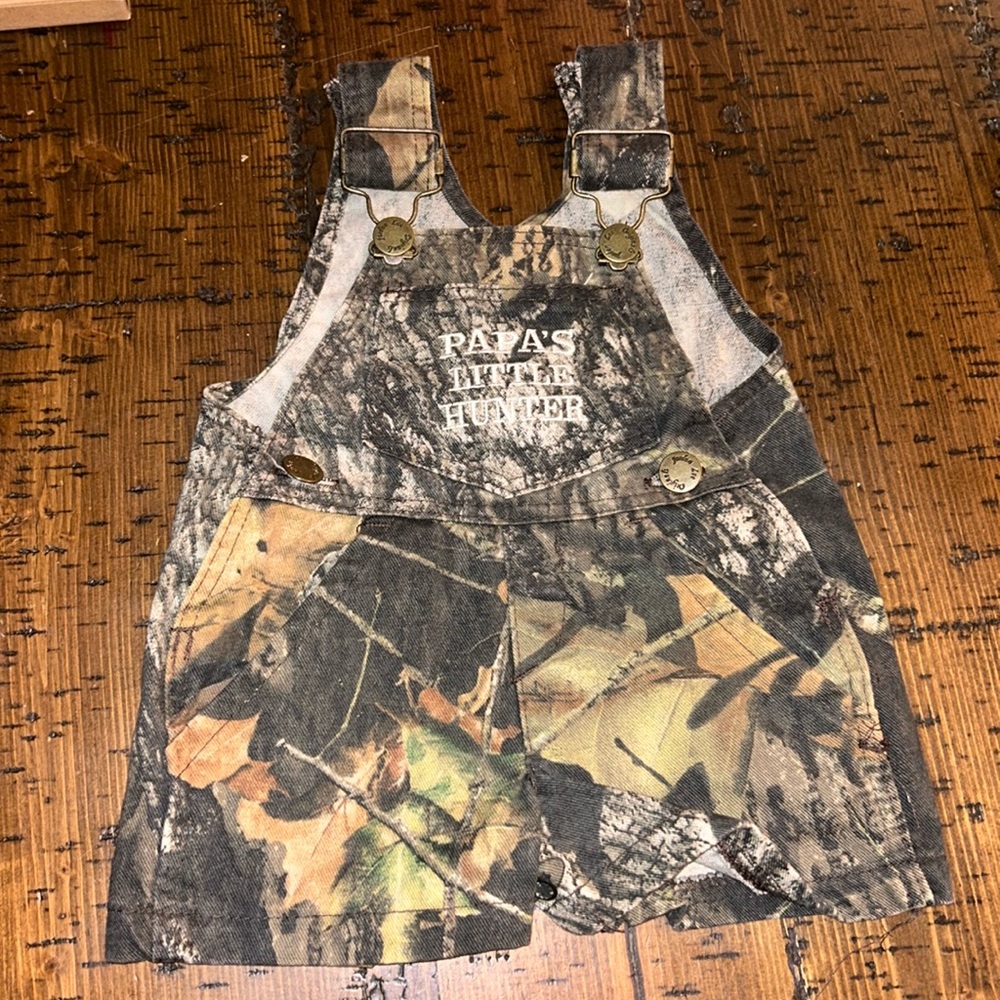 Vintage Camo “Papa’s Little Hunter” Short Overalls Jordan Lee Original 3 Months